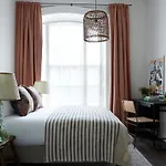 Hotel Artist