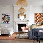 Artist 4* Bristol